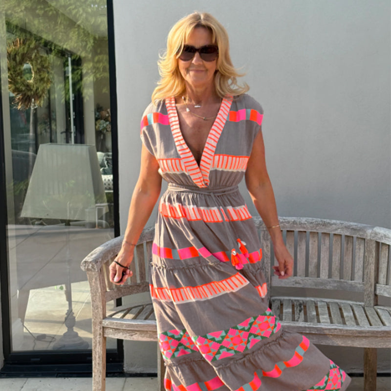 Women's Loose V-Neck Vintage Stripe Pattern Sleeveless Dress